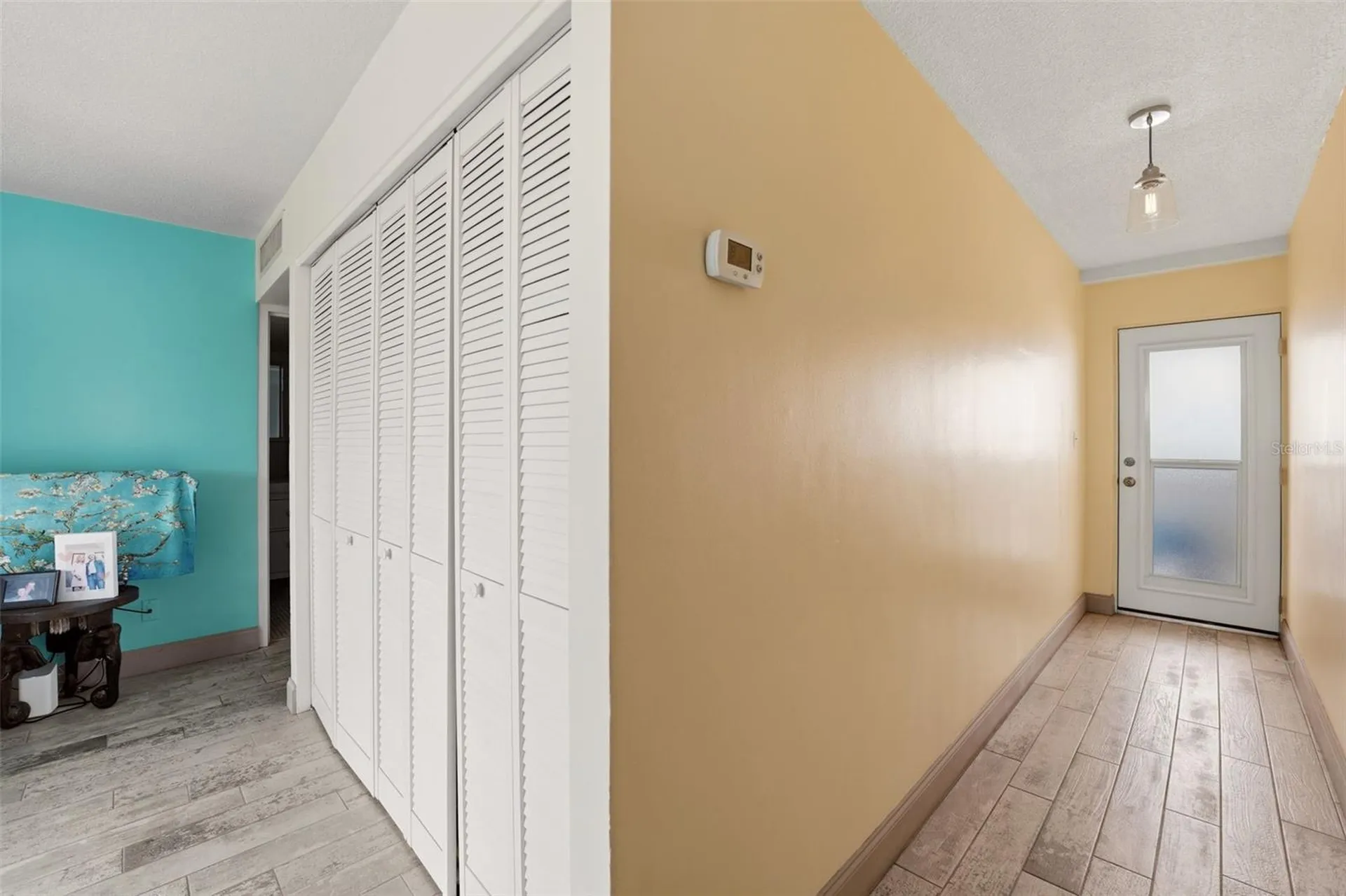 33 S Gulfstream Avenue Sarasota FL 34236