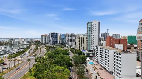 33 S Gulfstream Avenue Sarasota FL 34236