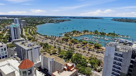 33 S Gulfstream Avenue Sarasota FL 34236
