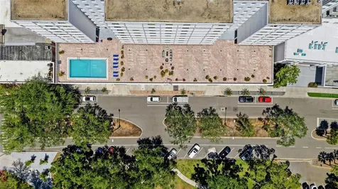 33 S Gulfstream Avenue Sarasota FL 34236