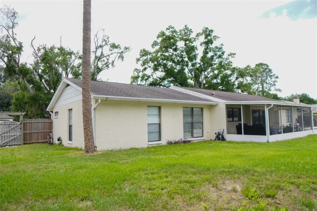 13603 Westshire Drive Tampa FL 33618