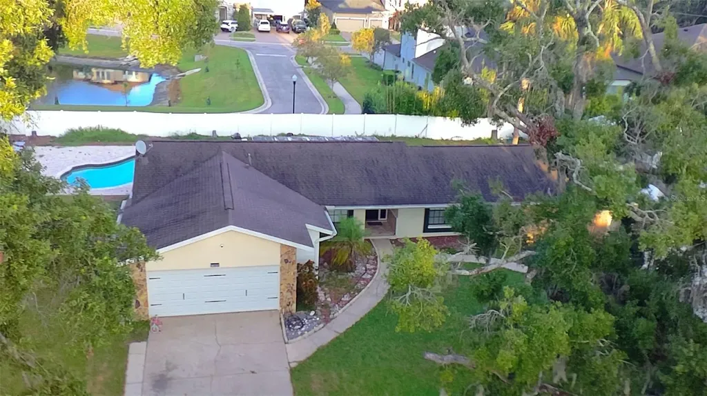 13603 Westshire Drive Tampa FL 33618