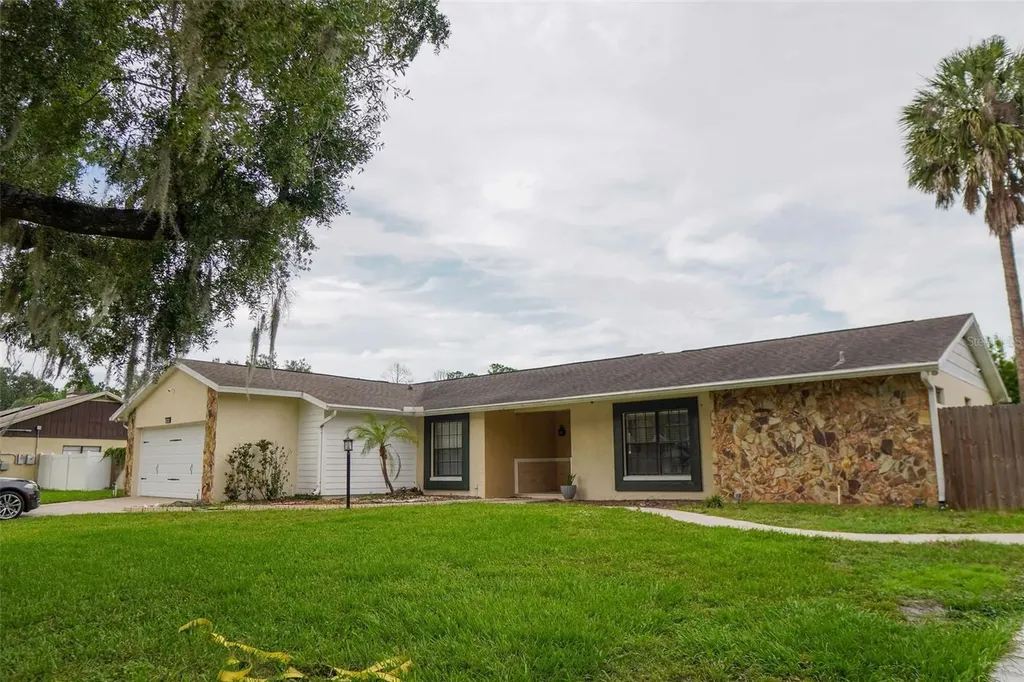13603 Westshire Drive Tampa FL 33618