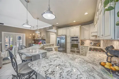 852 35th Avenue N St Petersburg FL 33704