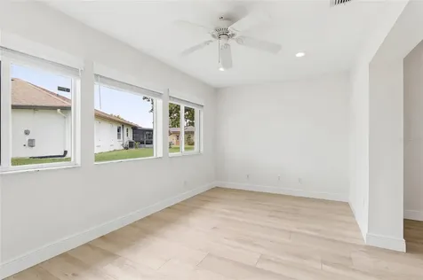 3271 Mcmath Drive Palm Harbor FL 34684