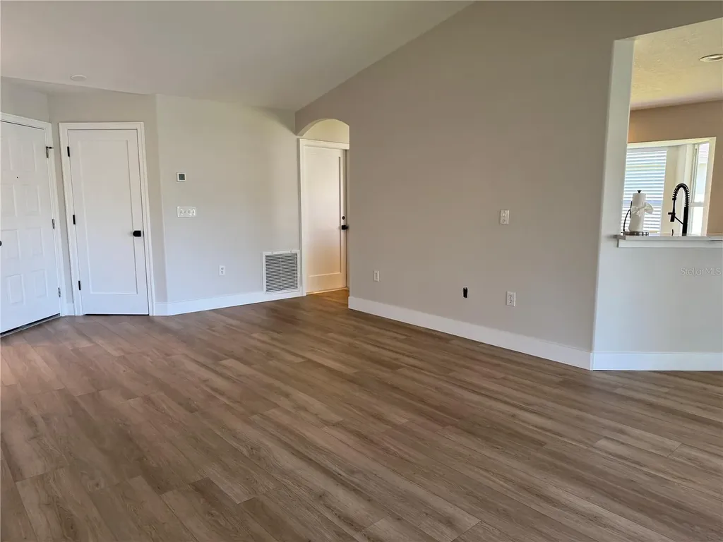 3709 62nd Avenue E Bradenton FL 34203