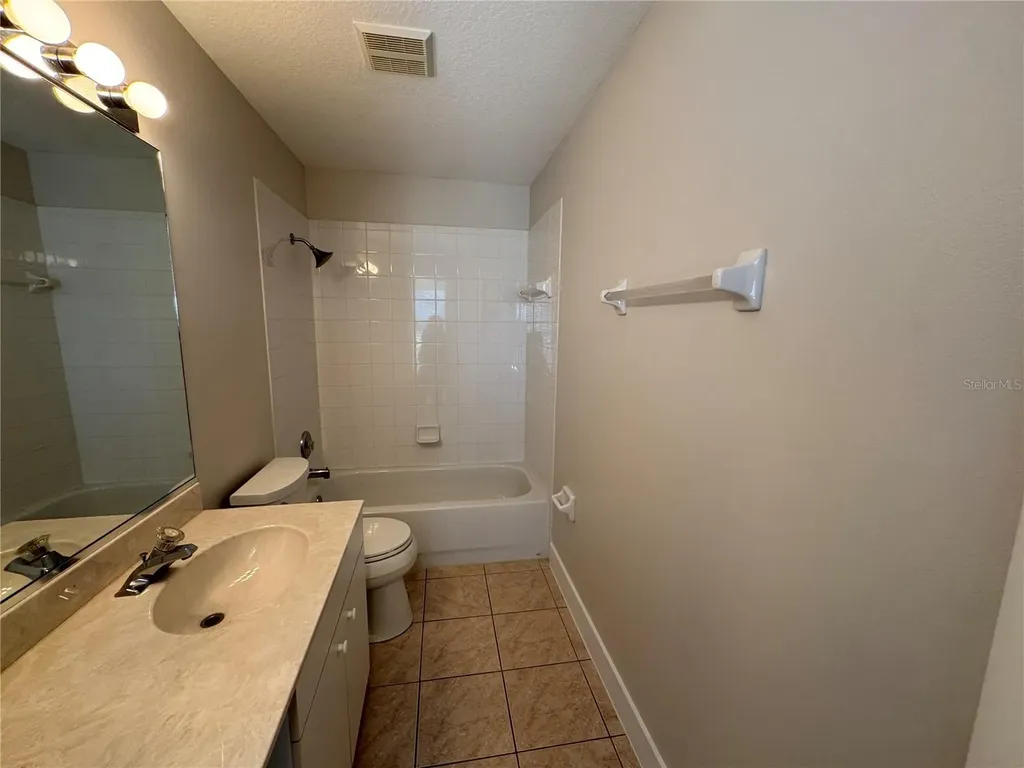 3709 62nd Avenue E Bradenton FL 34203