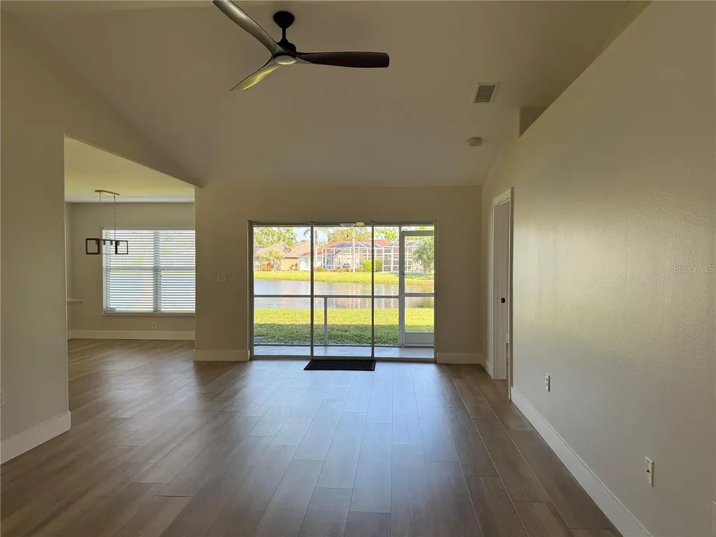 3709 62nd Avenue E Bradenton FL 34203