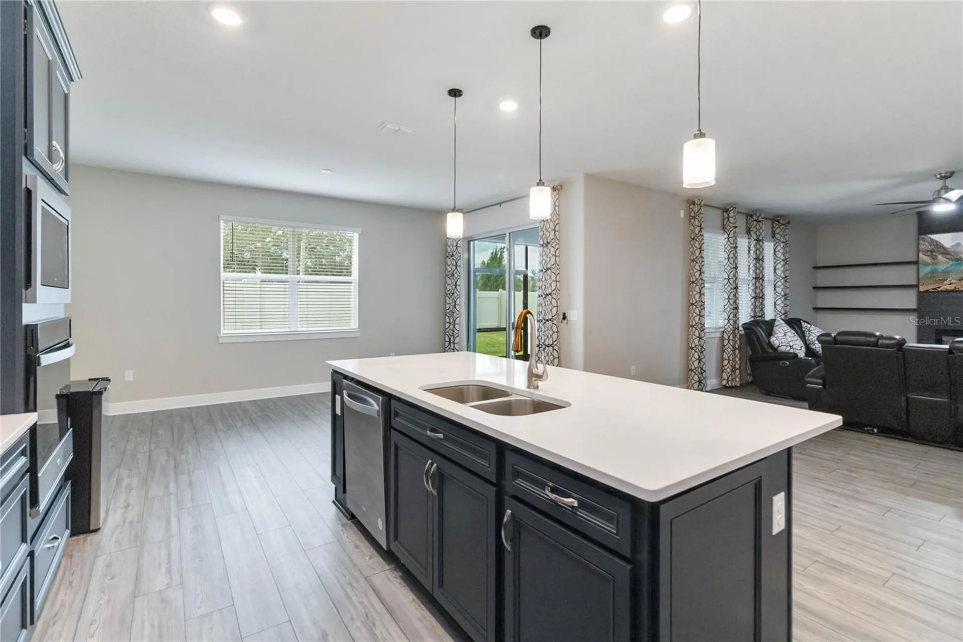 4067 Meandering Bay Drive Apopka FL 32712