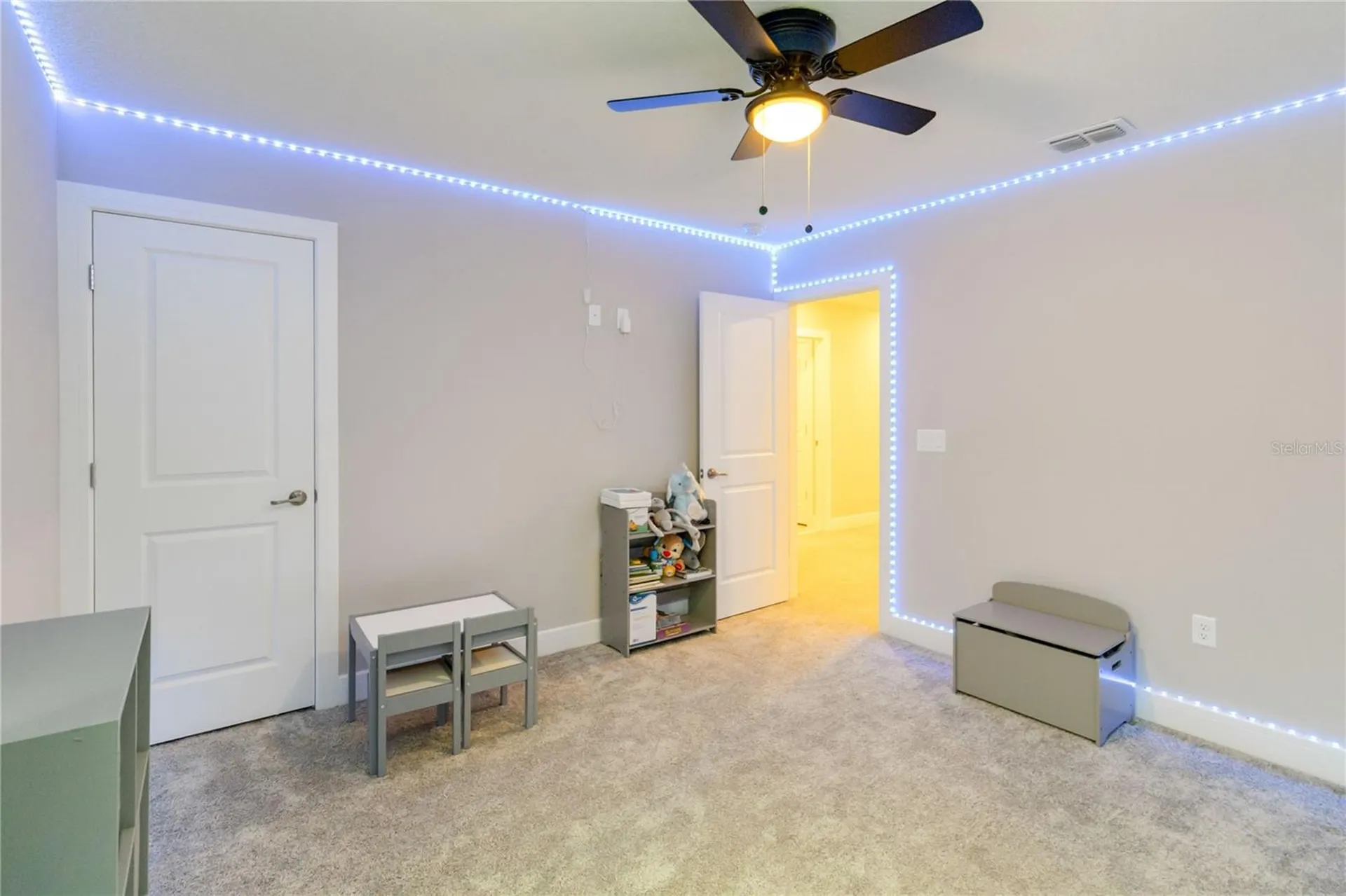 4067 Meandering Bay Drive Apopka FL 32712
