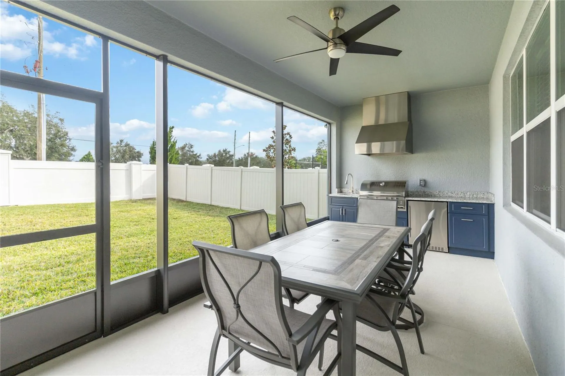 4067 Meandering Bay Drive Apopka FL 32712