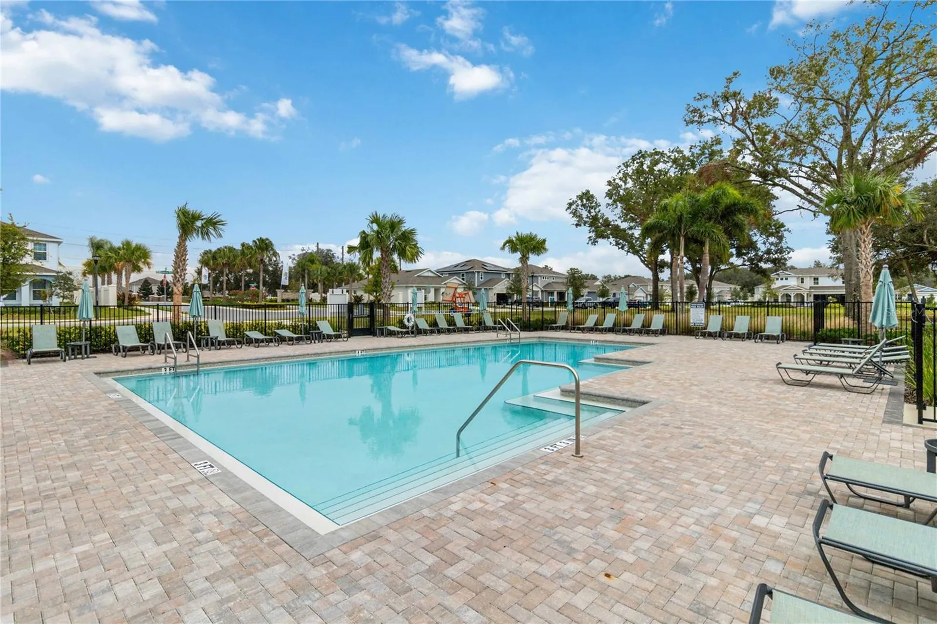 4067 Meandering Bay Drive Apopka FL 32712