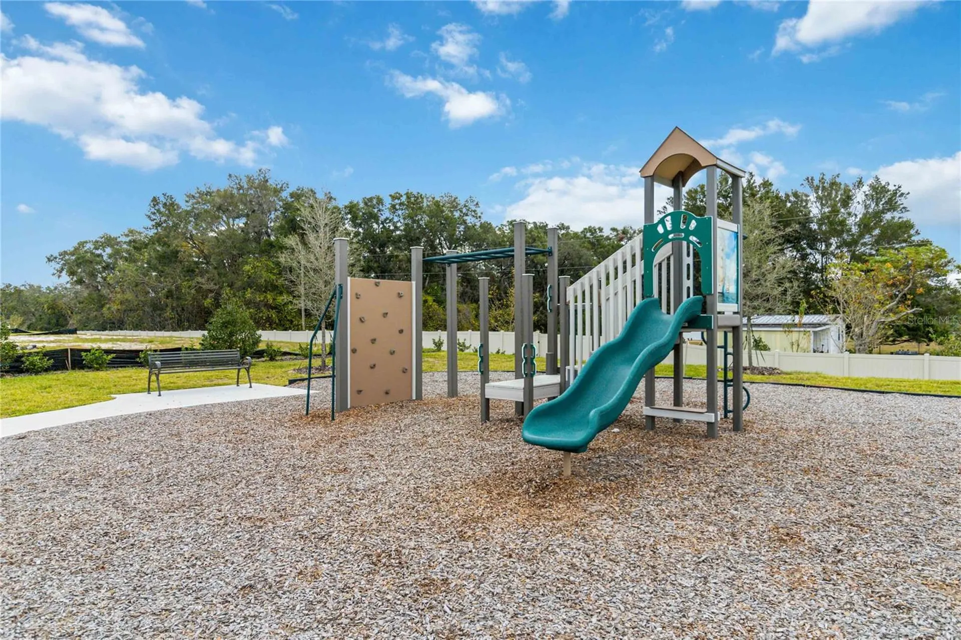 4067 Meandering Bay Drive Apopka FL 32712