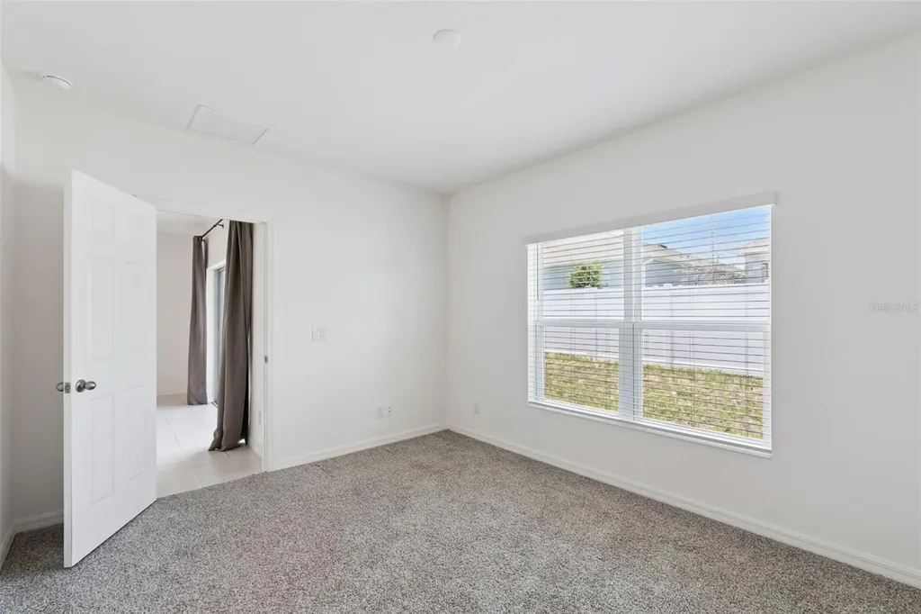 1833 Ross Hammock Avenue Groveland FL 34736