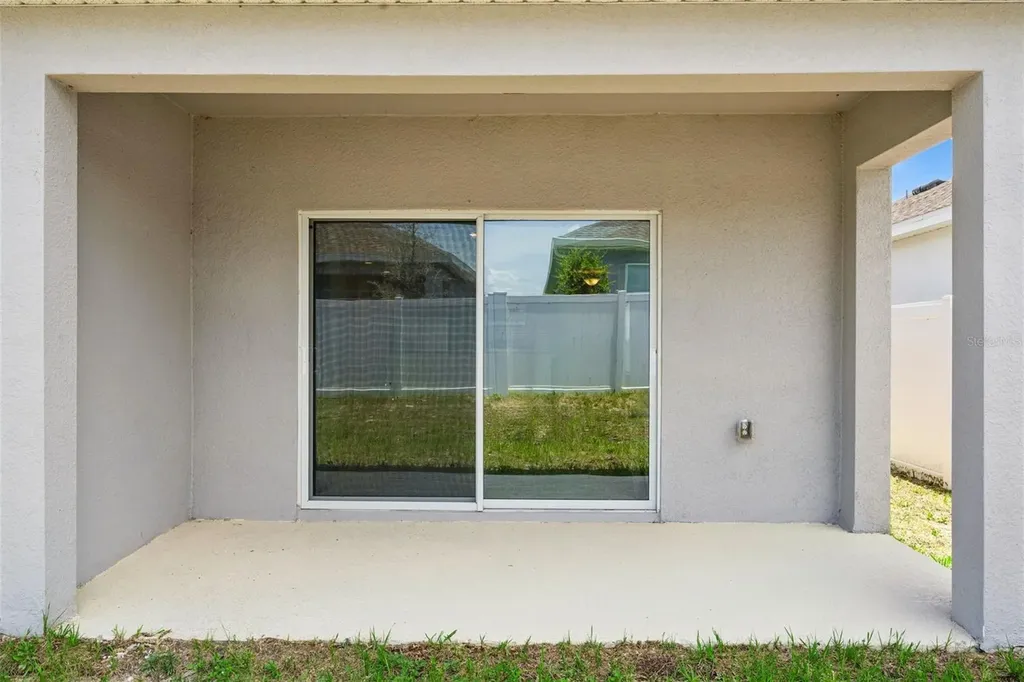 1833 Ross Hammock Avenue Groveland FL 34736