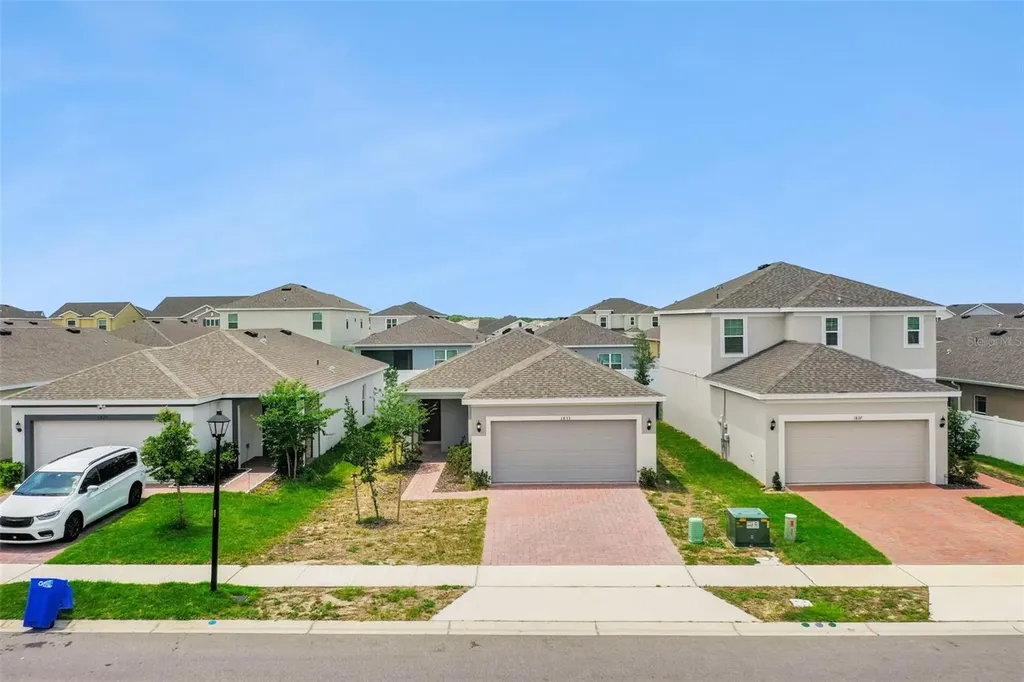 1833 Ross Hammock Avenue Groveland FL 34736