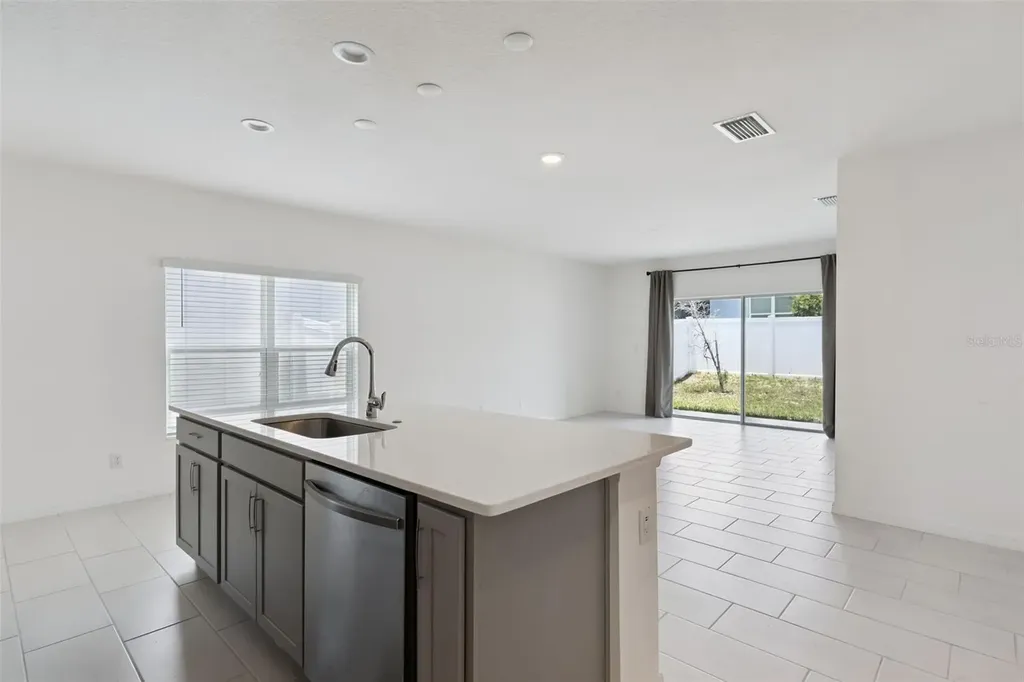 1833 Ross Hammock Avenue Groveland FL 34736