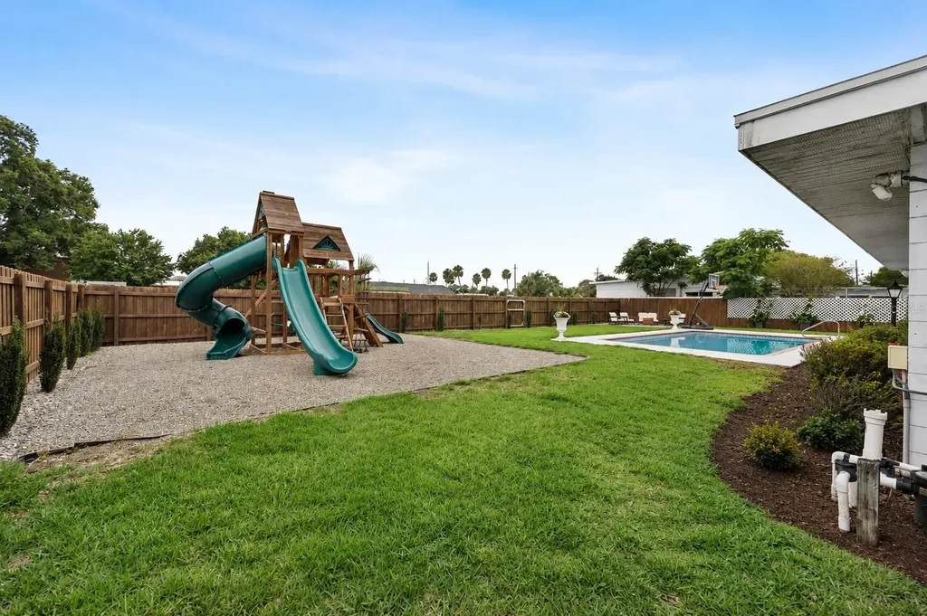 840 Piedmont Drive SE Winter Haven FL 33880