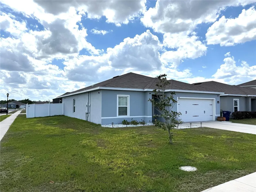 896 Eagle Rock Terrace Winter Haven FL 33880