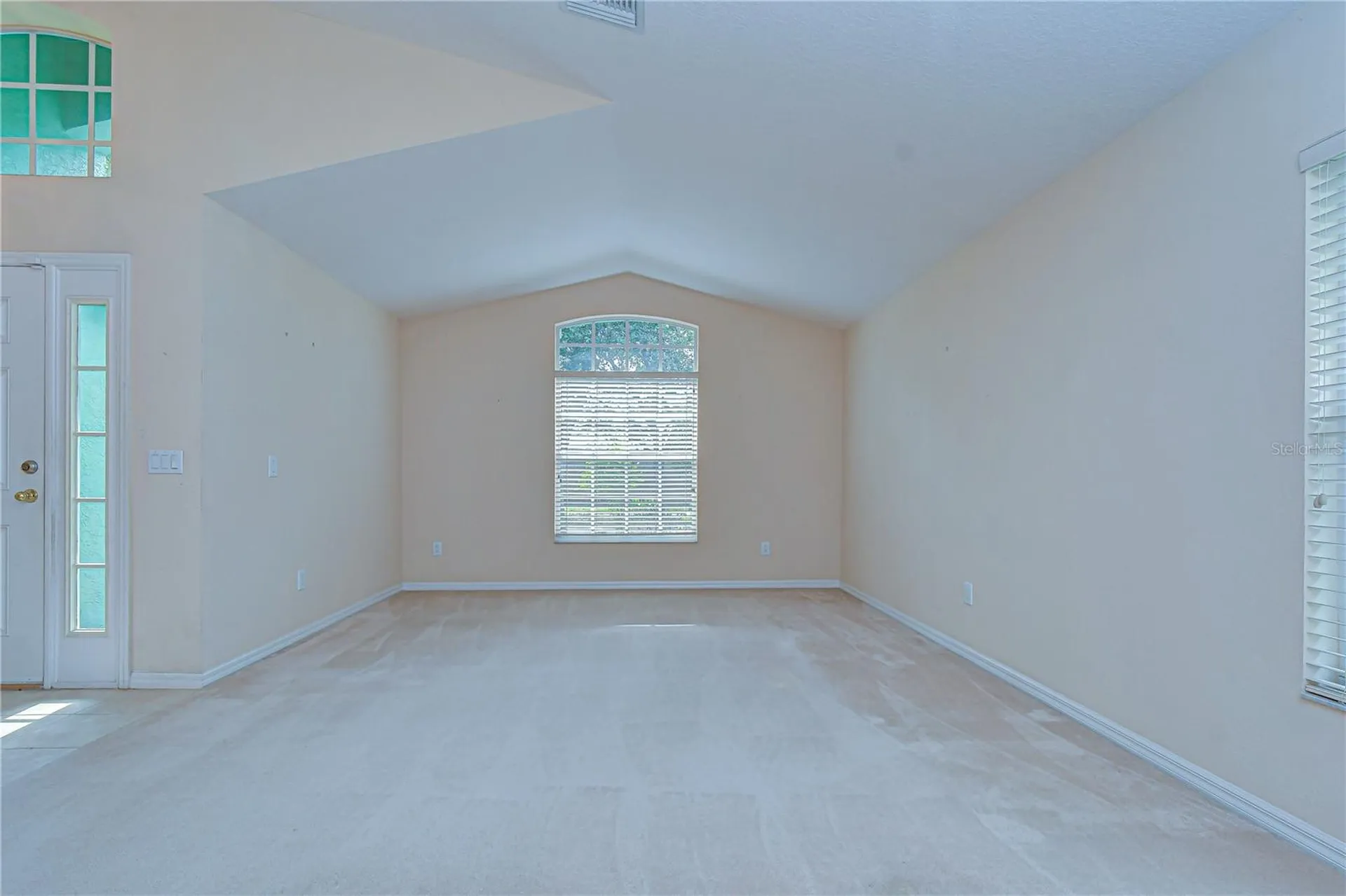 18927 Twinberry Drive Tampa FL 33647