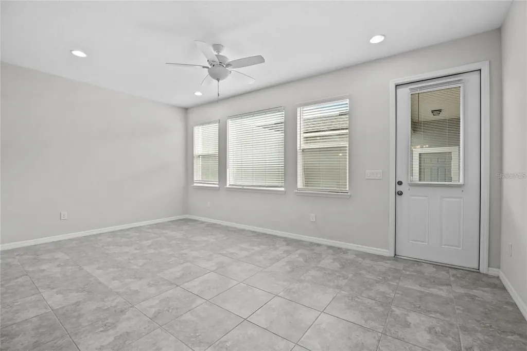 8061 Glenlloyd Avenue Winter Garden FL 34787