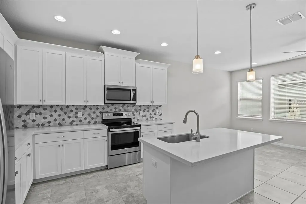 8061 Glenlloyd Avenue Winter Garden FL 34787