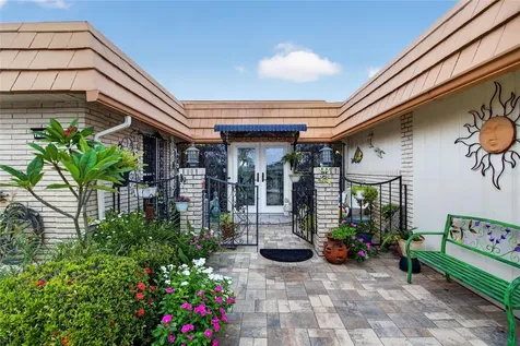 1411 Jacobson Circle Sun City Center FL 33573