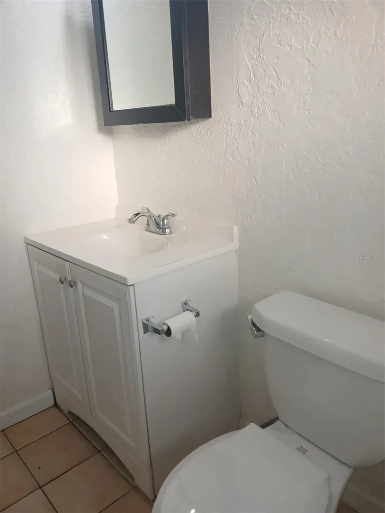 5410 70th Way N St Petersburg FL 33709