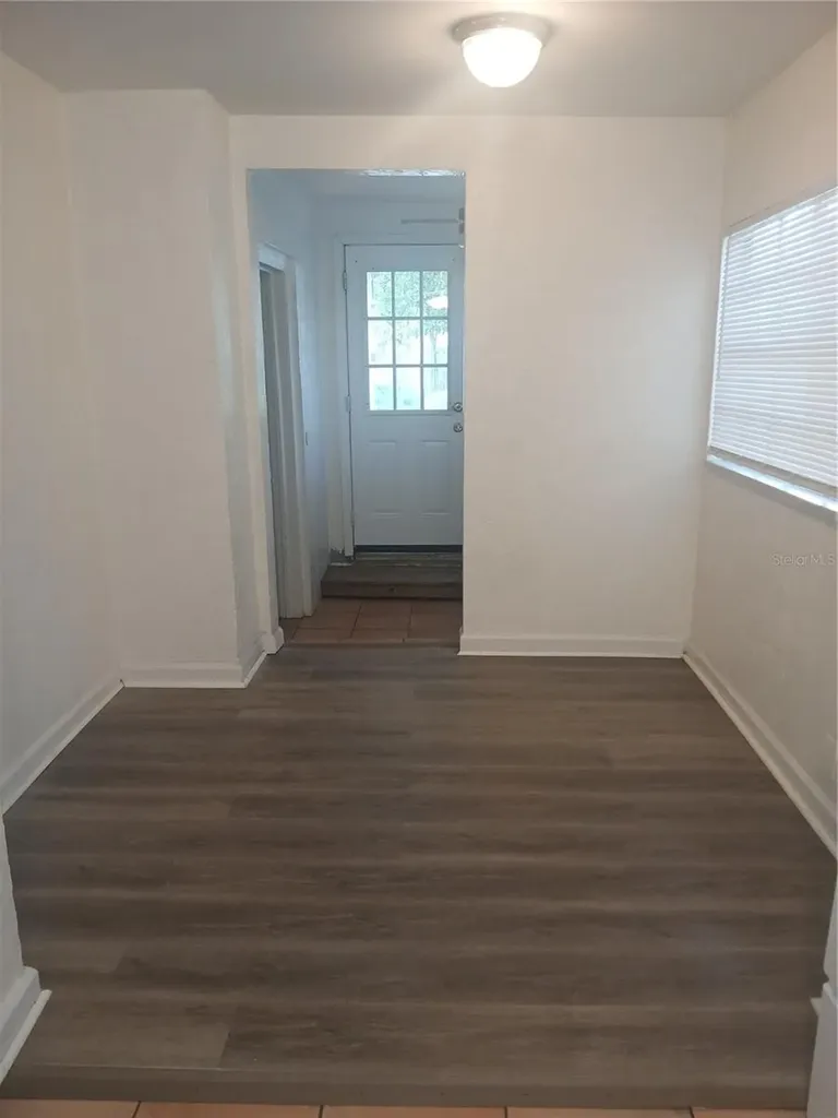 5410 70th Way N St Petersburg FL 33709