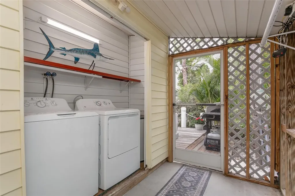 14 Lafayette Street Bradenton FL 34208