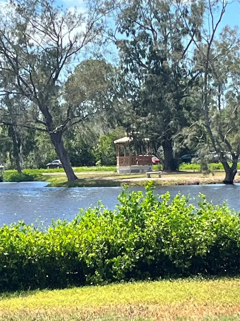 14 Lafayette Street Bradenton FL 34208