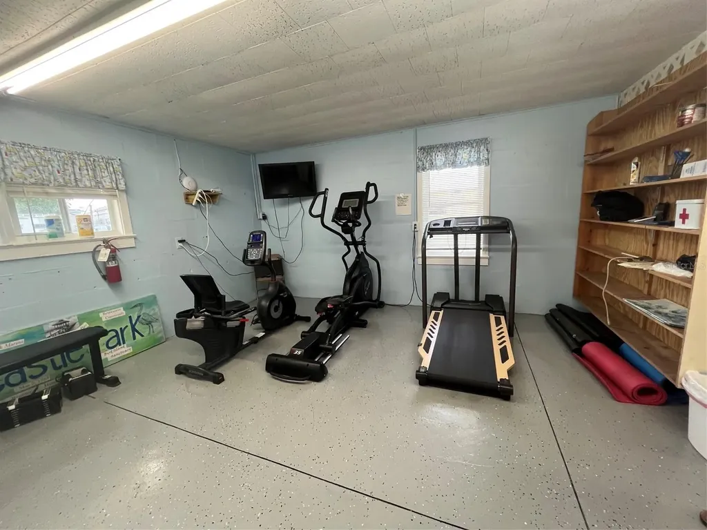 14 Lafayette Street Bradenton FL 34208