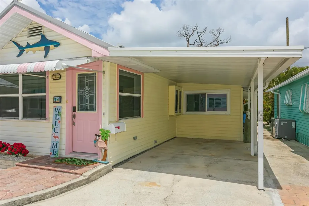 14 Lafayette Street Bradenton FL 34208