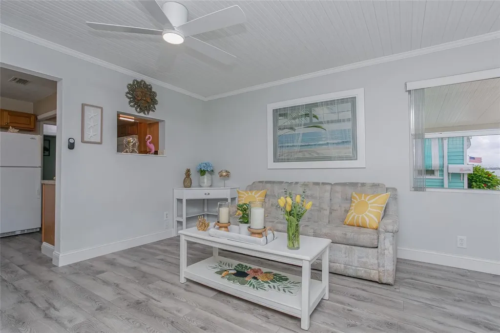 14 Lafayette Street Bradenton FL 34208