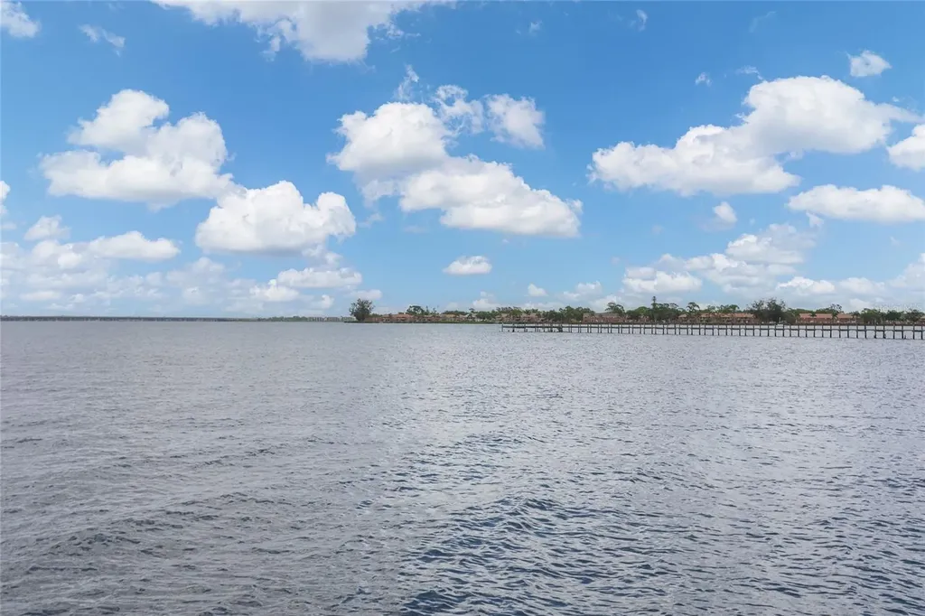 14 Lafayette Street Bradenton FL 34208