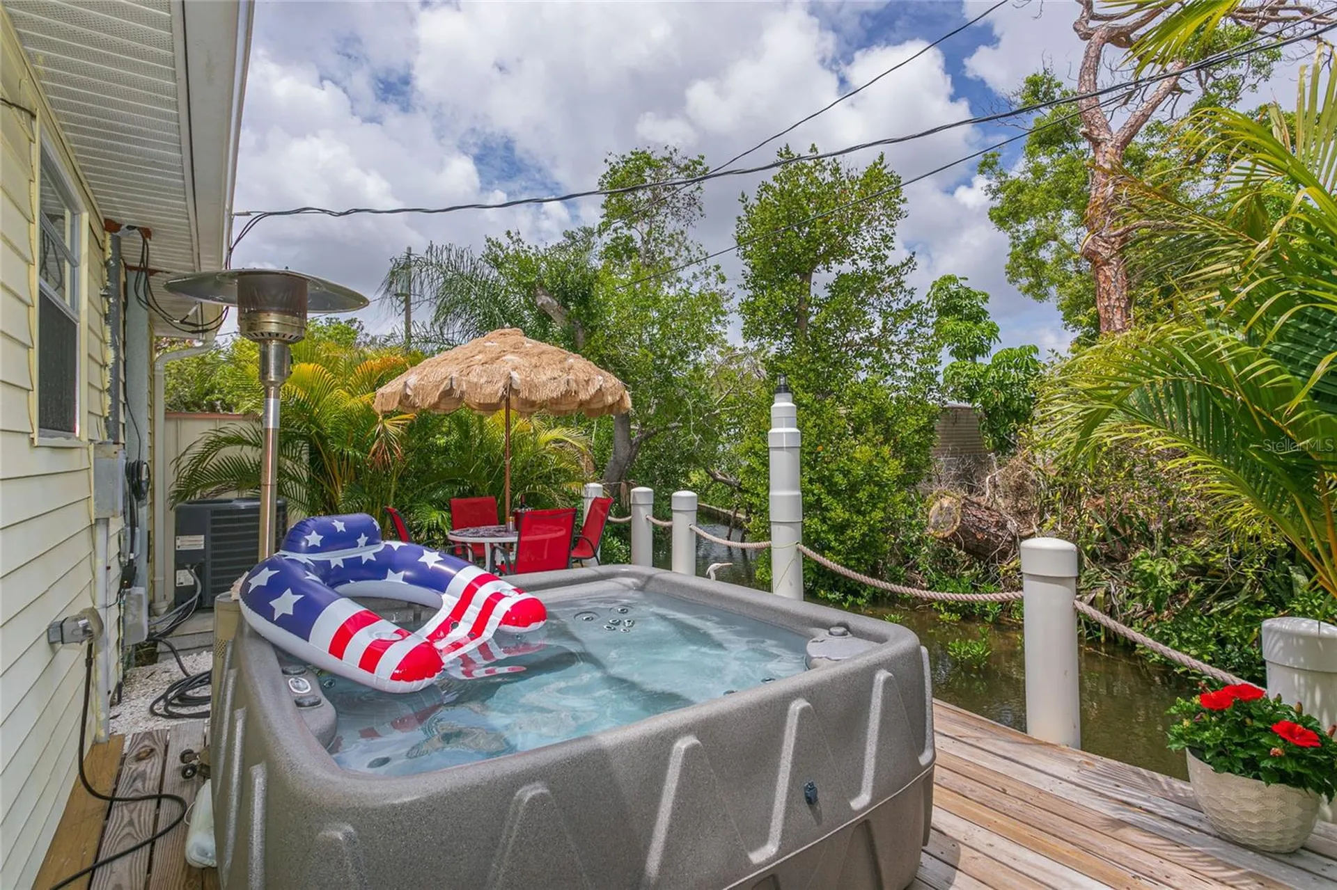14 Lafayette Street Bradenton FL 34208