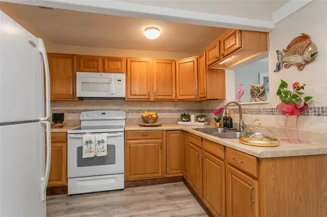 14 Lafayette Street Bradenton FL 34208