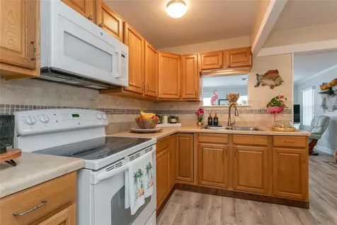14 Lafayette Street Bradenton FL 34208