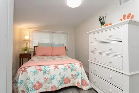 14 Lafayette Street Bradenton FL 34208