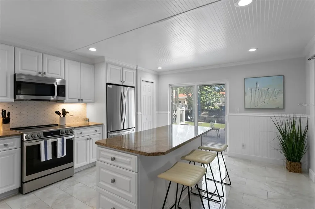4815 W San Rafael Street Tampa FL 33629