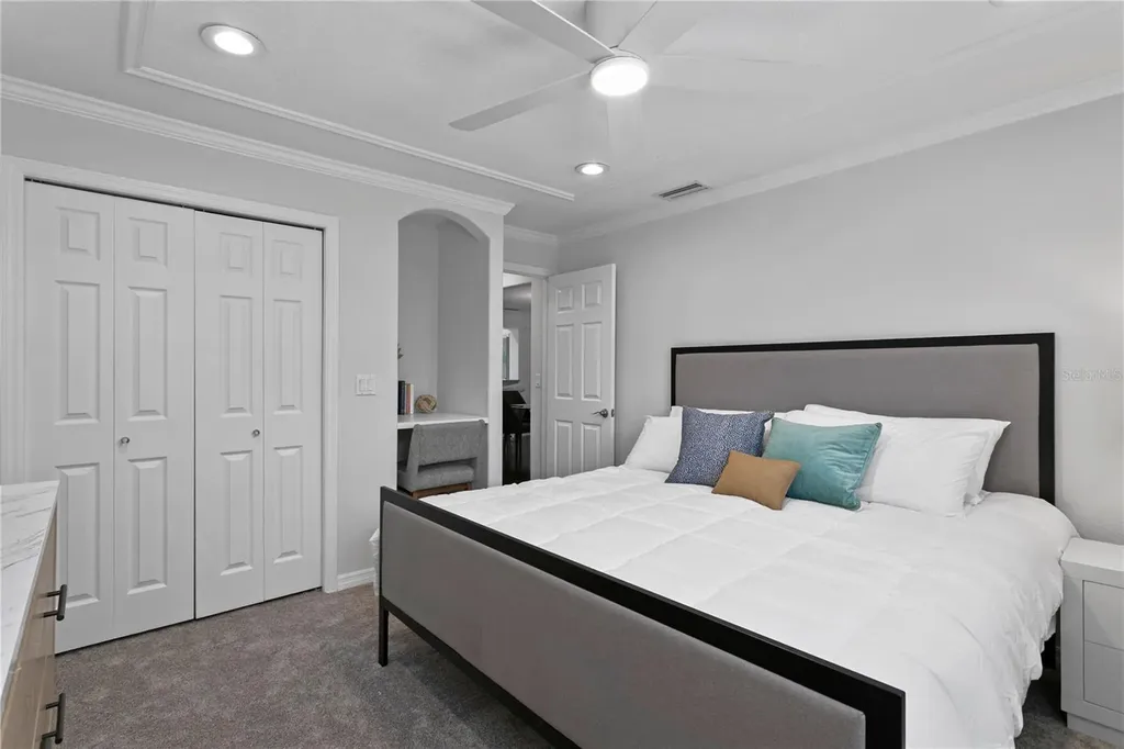 4815 W San Rafael Street Tampa FL 33629