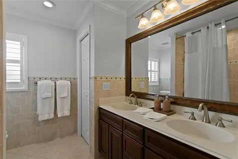 4815 W San Rafael Street Tampa FL 33629