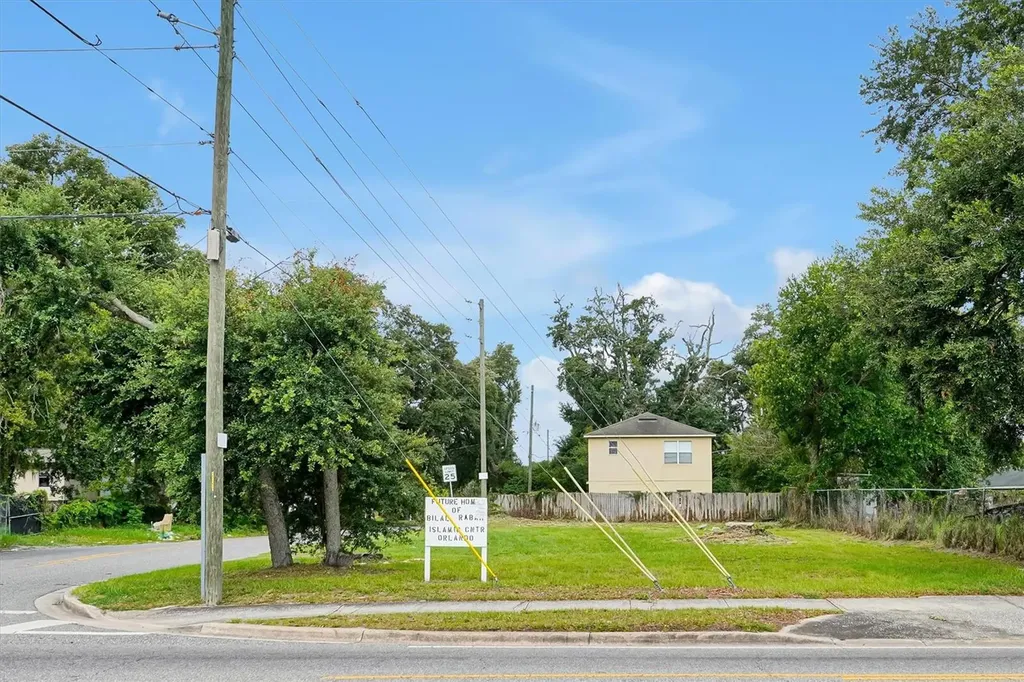 100 N Pine Hills Road Orlando FL 32811