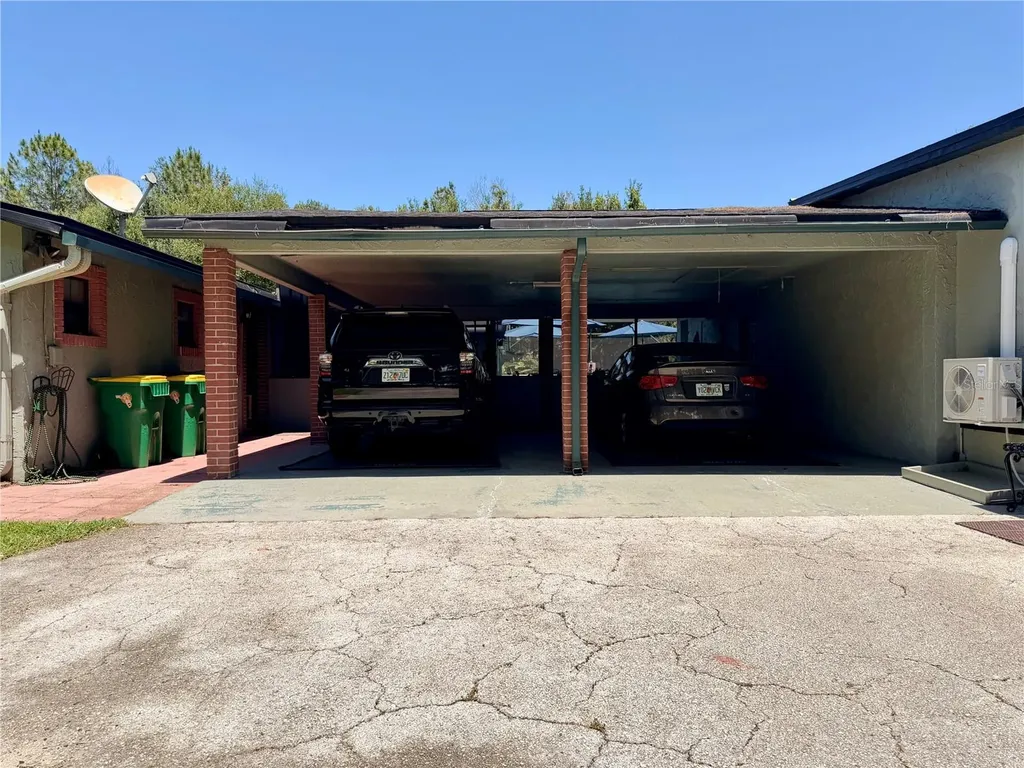 404 Ridgewood Avenue Dundee FL 33838