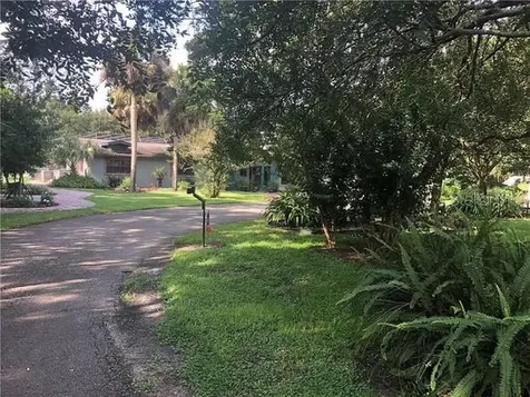 404 Ridgewood Avenue Dundee FL 33838