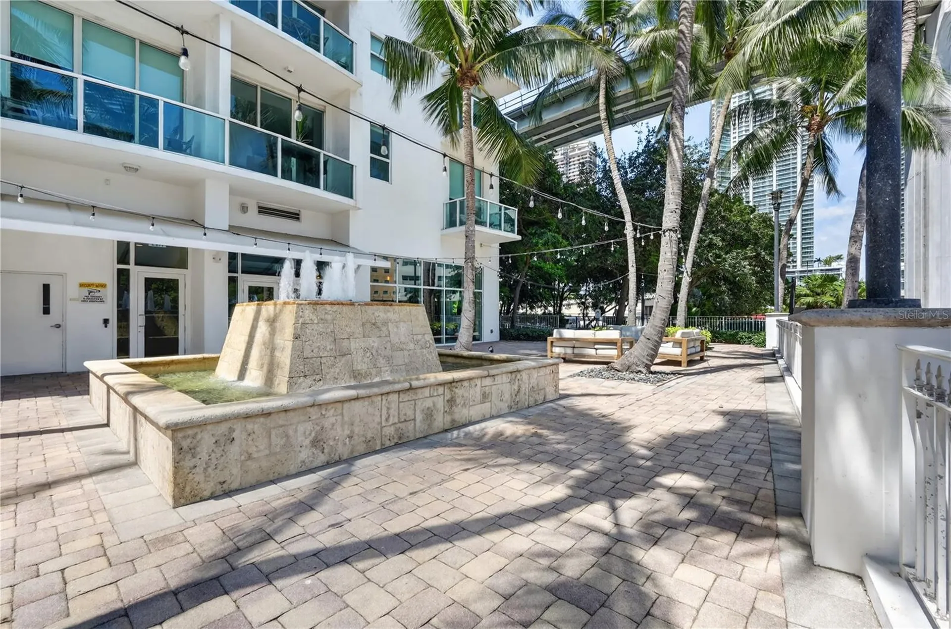 31 SE 5th Street Miami FL 33131