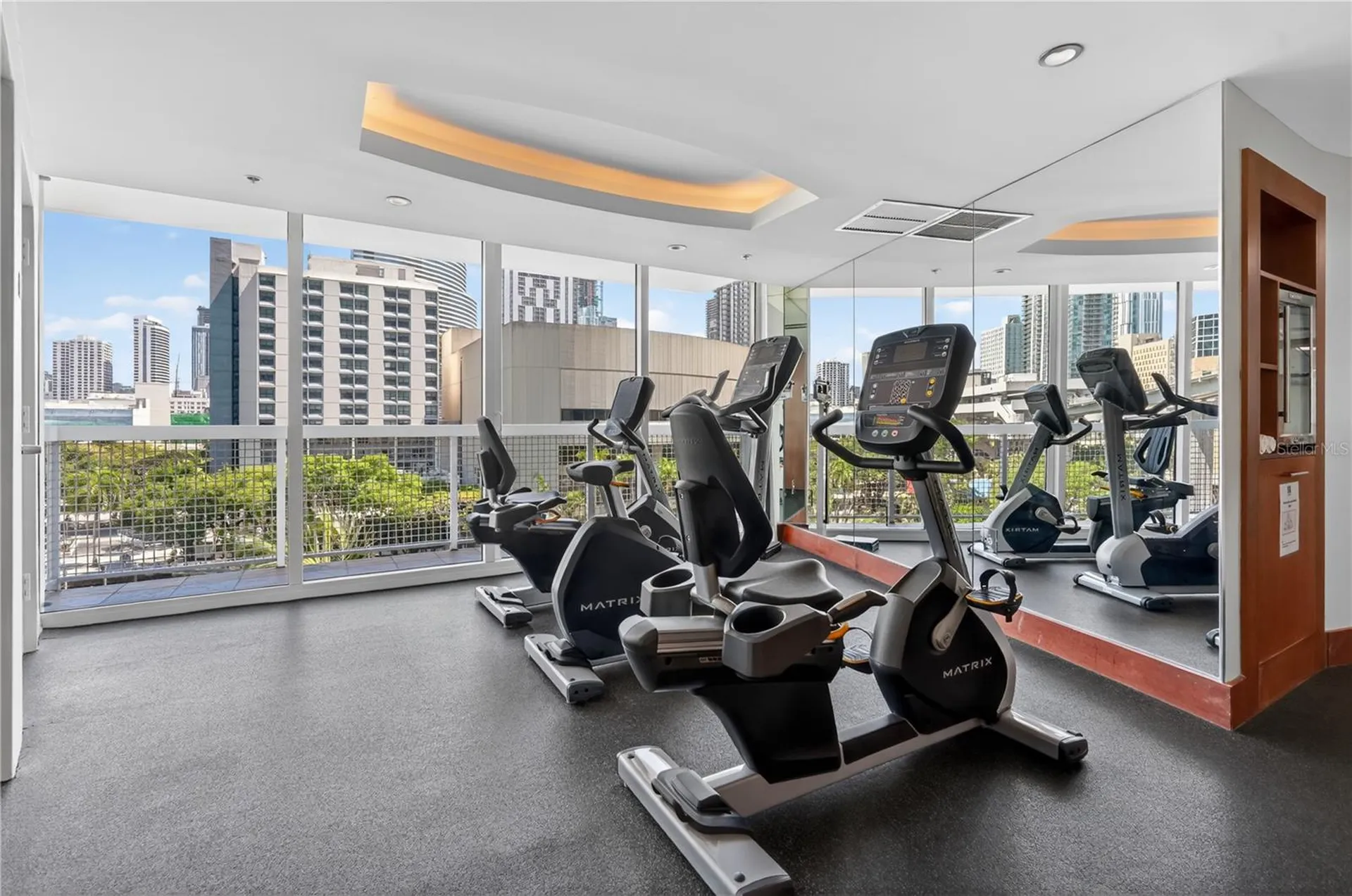 31 SE 5th Street Miami FL 33131