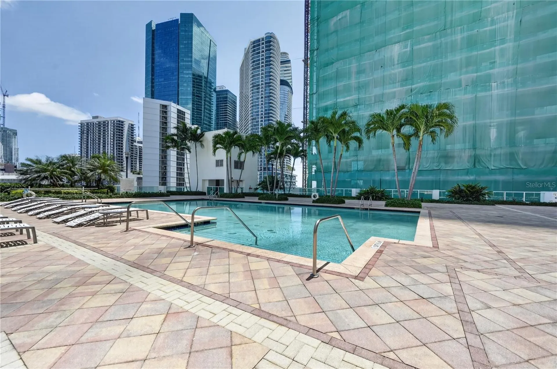 31 SE 5th Street Miami FL 33131