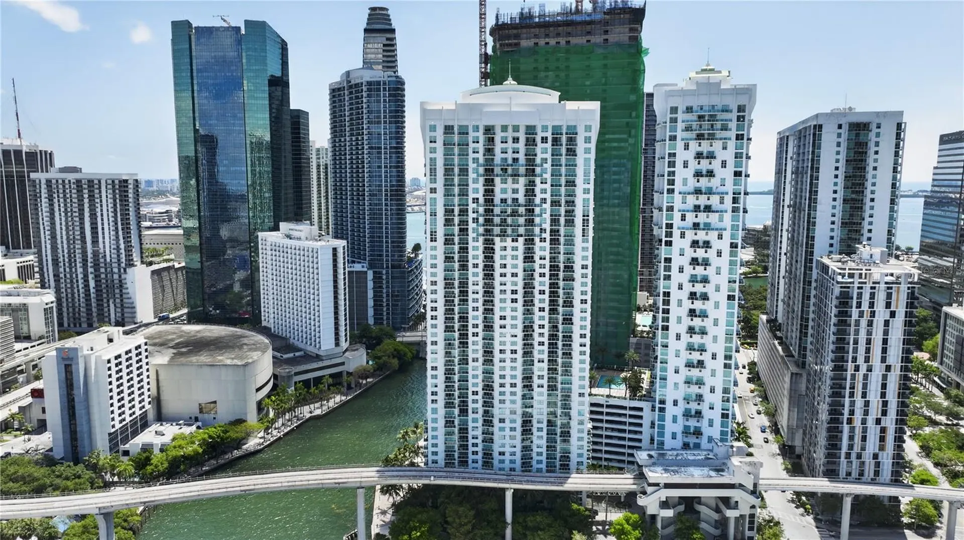 31 SE 5th Street Miami FL 33131