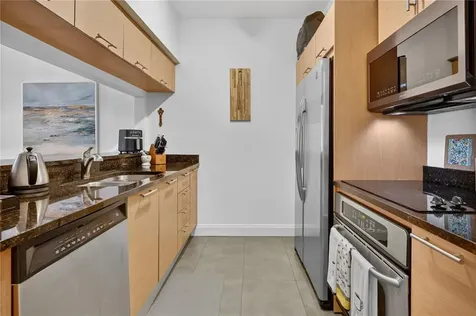 31 SE 5th Street Miami FL 33131